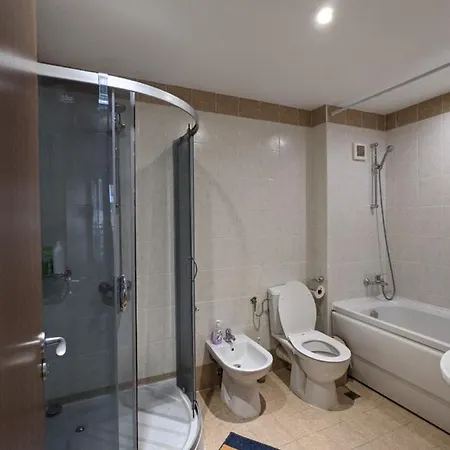 апартамент Sea View к-г градина Lejlighed Chernomorets